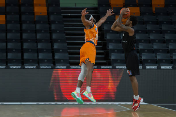 巴列卡诺逆 巴列卡诺逆